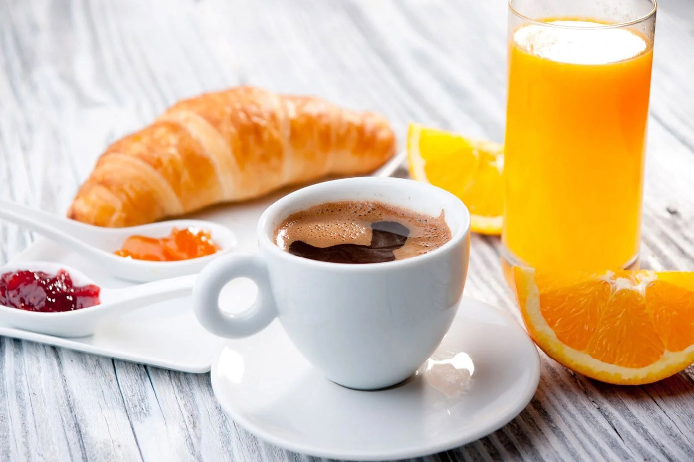 Petit-déjeuner continental